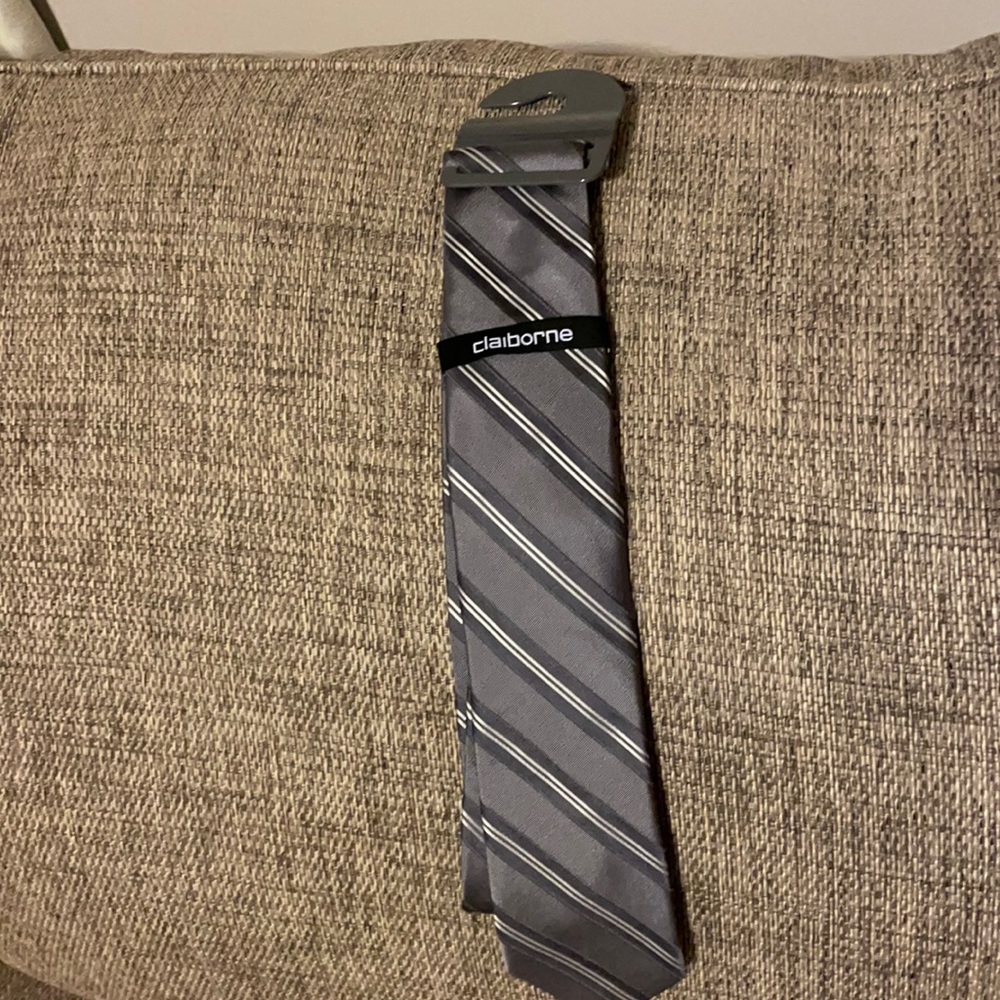 Men’s Claiborne gray striped tie